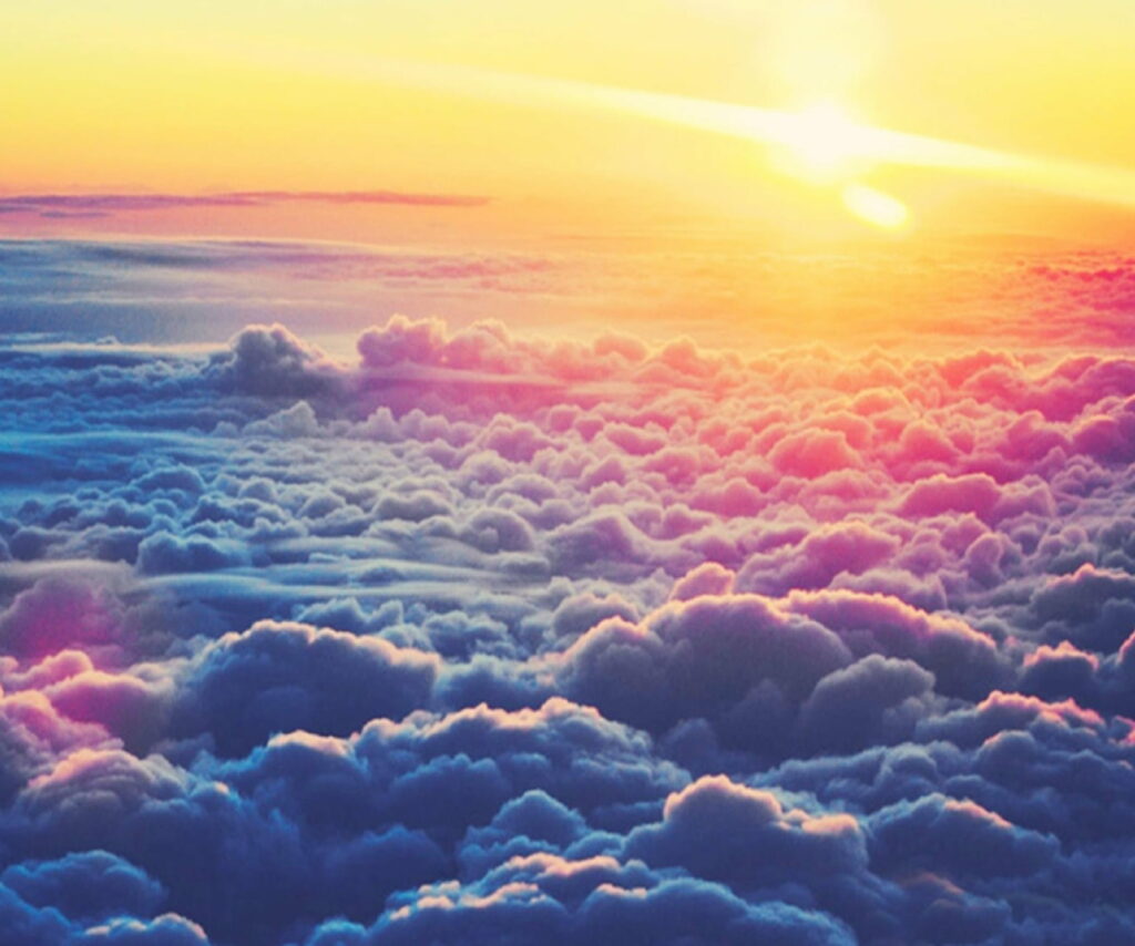 Breathtaking HD Wallpaper: Vibrant Sunset Over Cloud Blanket Background
