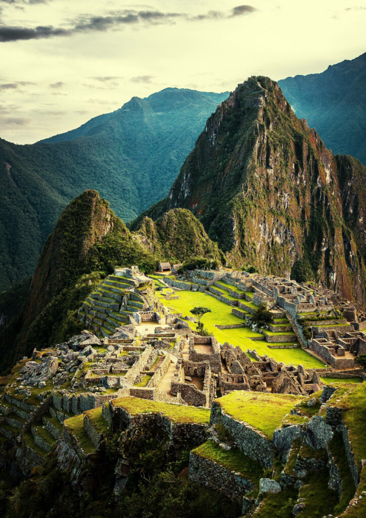 Stunning Machu Picchu Wallpaper - Ancient Incan Citadel Background