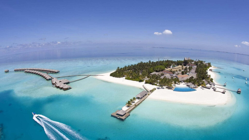 Breathtaking Aerial View of Maldives Island Paradise Wallpaper