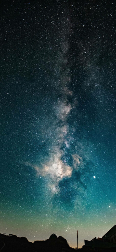Breathtaking Milky Way Wallpaper: Stunning Starry Night Sky