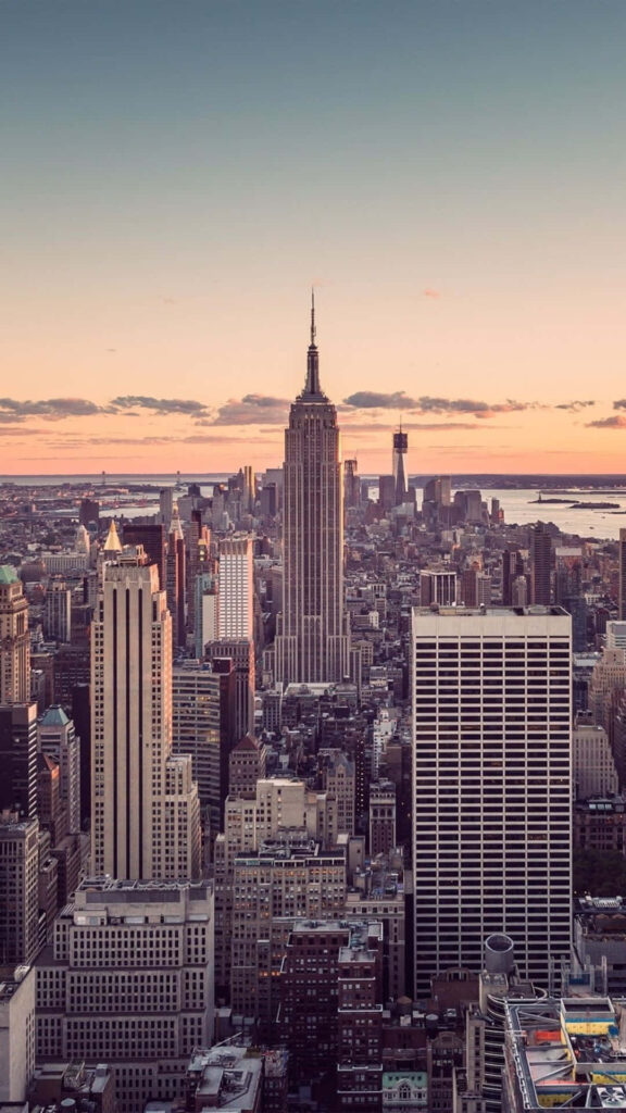Stunning NYC Sunset Wallpaper: Empire State Building & Skyscrapers