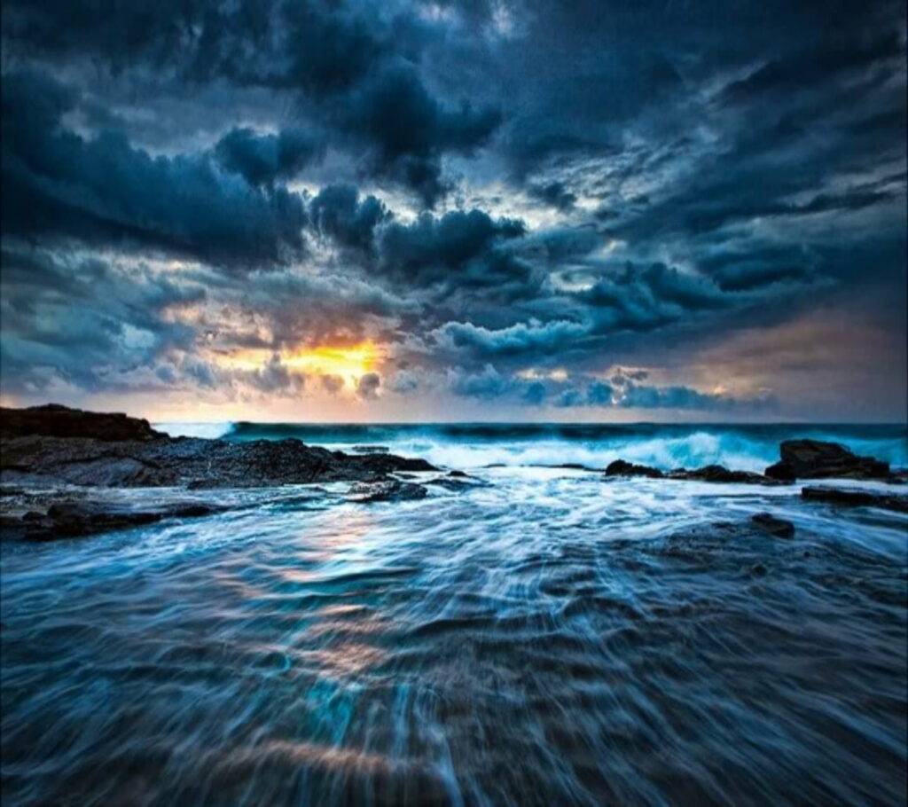 Breathtaking Ocean Sunset HD Wallpaper - Serene Coastal Landscape