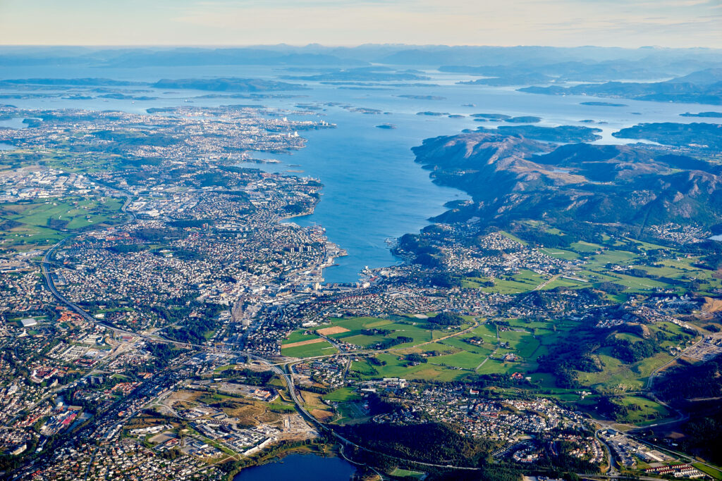 Breathtaking Stavanger Aerial View: Cityscape & Fjords Wallpaper