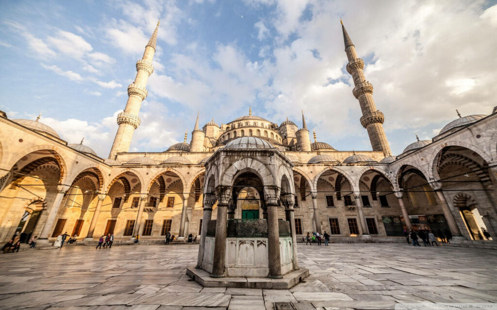 Stunning Sultan Ahmed Mosque Wallpaper Background in Istanbul