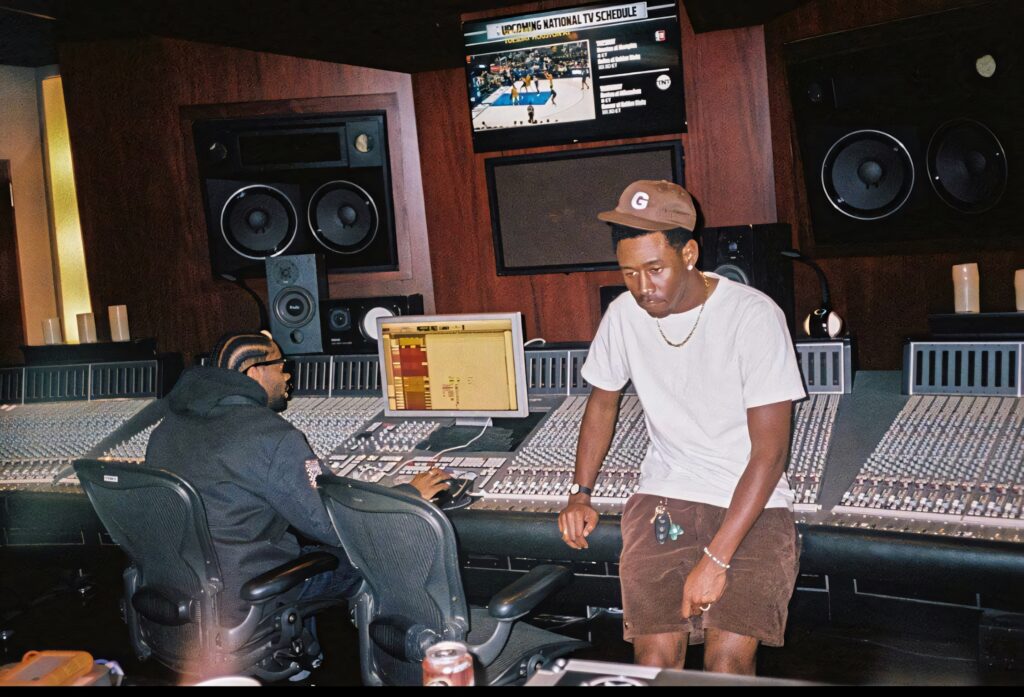 Brent Faiyaz music studio wallpaper with recording session and professional audio equipment lighting