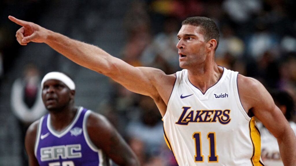Brook Lopez Lakers jersey number 11 pointing finger during game dynamic basketball wallpaper