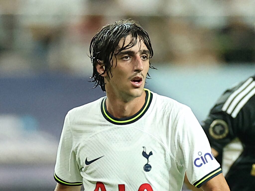 Bryan Gil Tottenham Hotspur wet hair intense mid-game high-resolution football action wallpaper