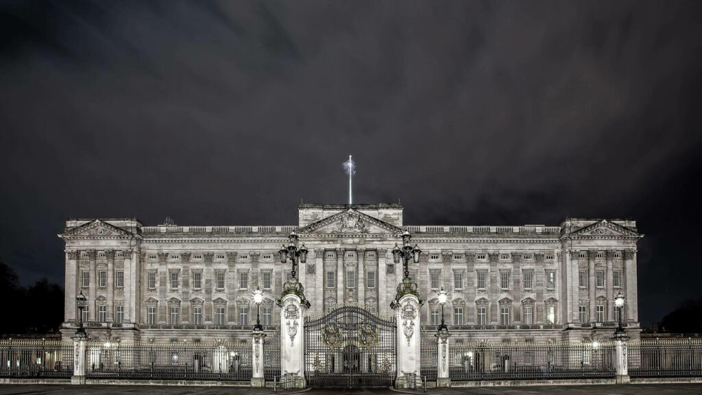 Buckingham Palace monochrome wallpaper majestic architecture night sky dramatic clouds