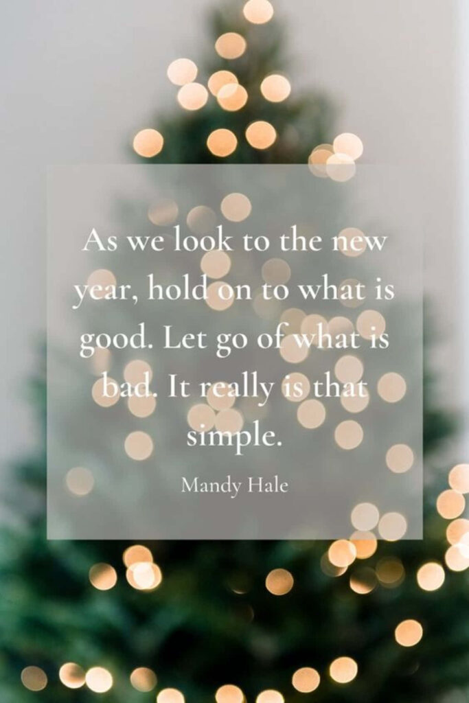 Calming Christmas Tree Wallpaper with Inspiring Quote for New Year