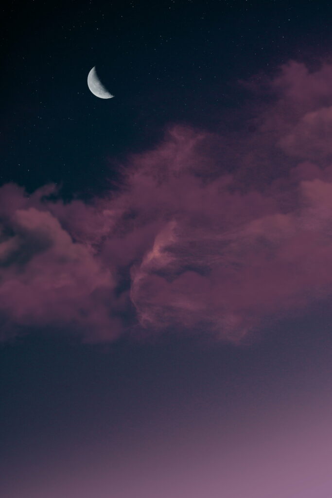 Serene Night Sky HD Wallpaper: Moonlit Clouds in Dreamy Pink Tones