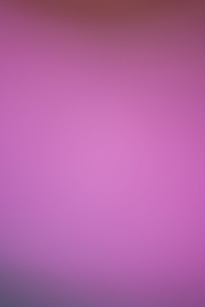 Calming Purple Gradient Wallpaper - Abstract Modern Background