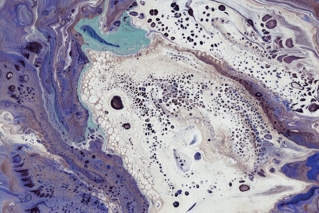 Captivating Abstract Wallpaper: Fluid Patterns & Rich Colors Background