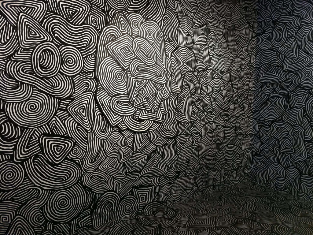 Intricate Black and White Abstract Wallpaper - Mesmerizing Depth