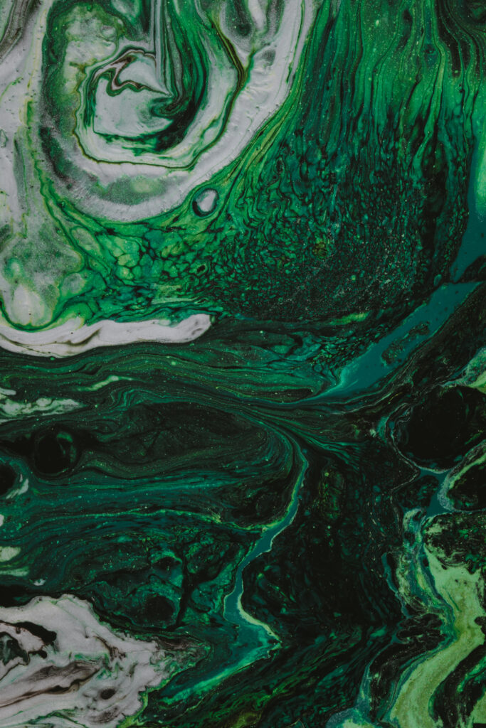 Captivating Green Liquid Swirl Wallpaper - Abstract Fluid Background