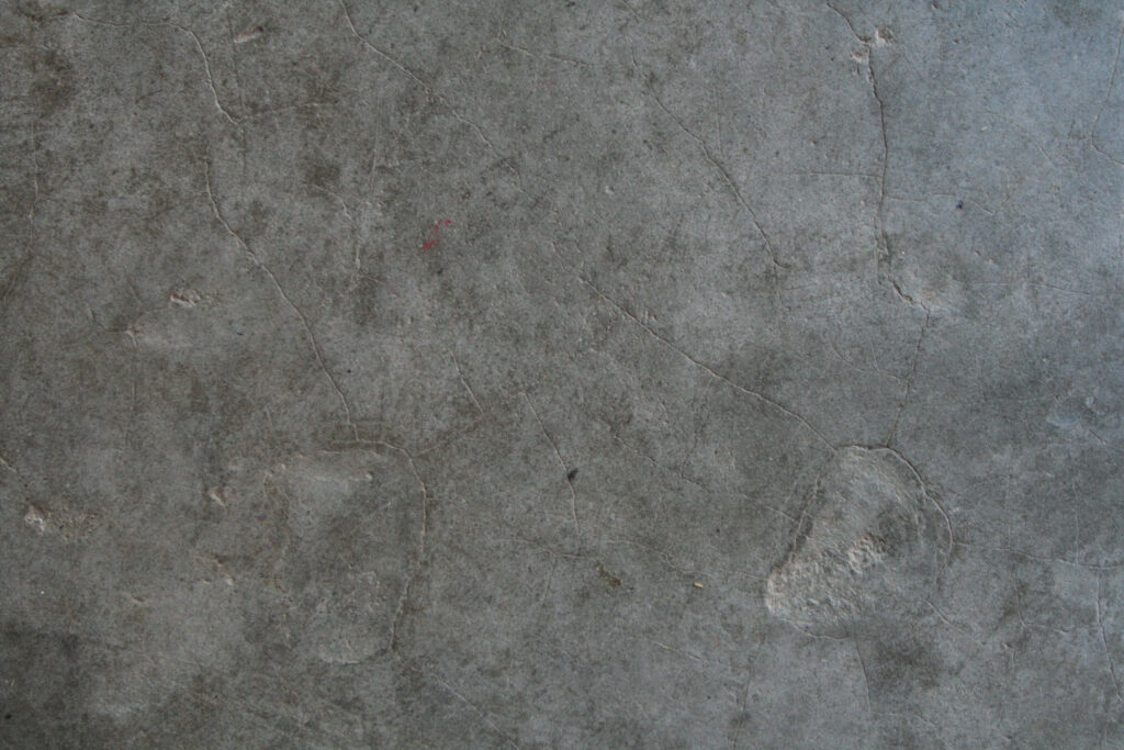 Fascinating Grey Texture Wallpaper with Subtle Cracks and Patterns
