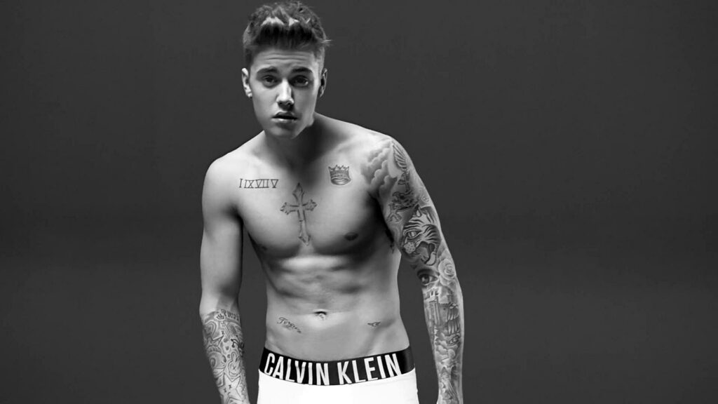 Inked Justin: A High-Definition Portrait of the Mesmerizing Bieber Wallpaper