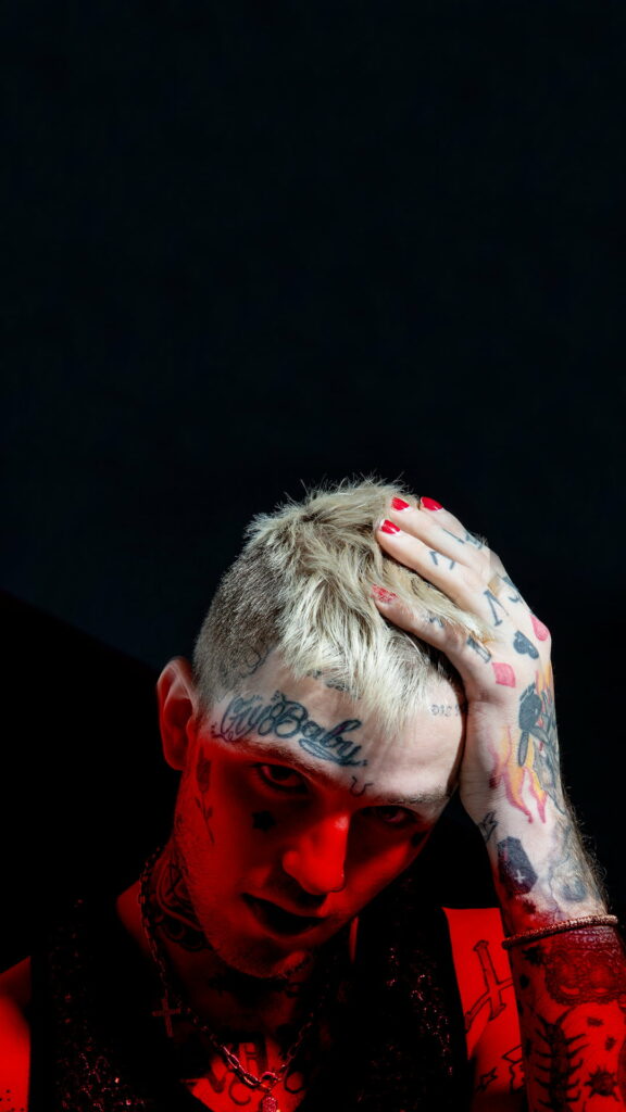 Gothic Tribute: Lil Peep's Captivating HD Phone Wallpaper