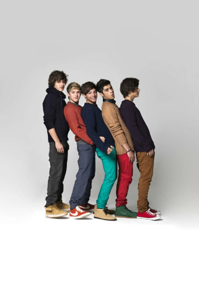 One Direction's Iconic Unity: A Nostalgic Wallpaper for iPhone
