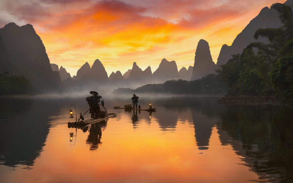 Xialong's Sunrise Vista: A Breathtaking Li River Landscape in China Wallpaper