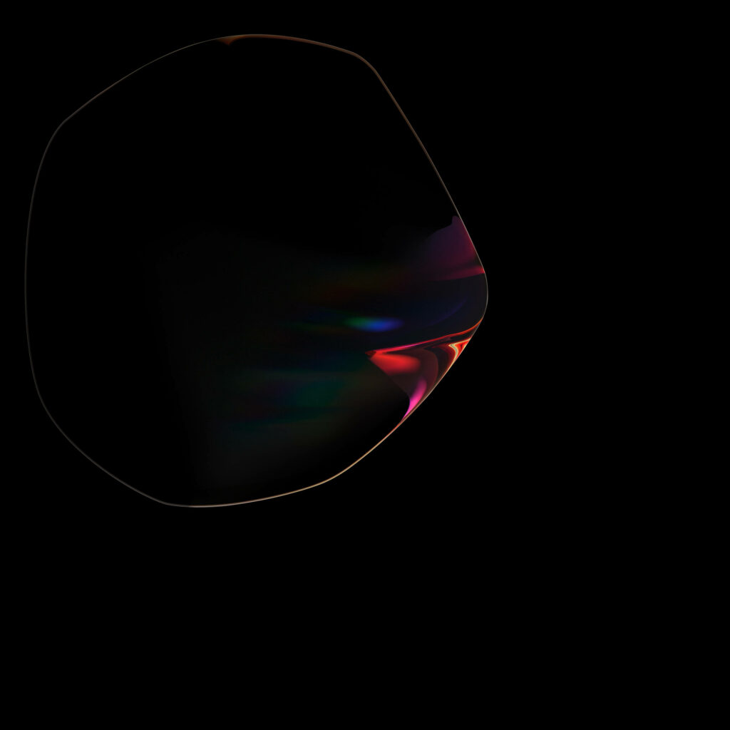 Captivating 4D Ultra HD Capture: A Solitary Bubble on a Black Canvas Embracing the Colors of a Rainbow Wallpaper