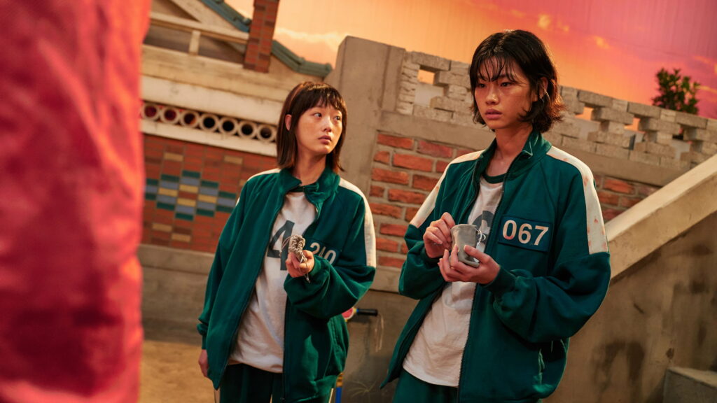 High-Definition Wallpaper with Ji-Yeong Kang and Sae-byeok from Squid Game