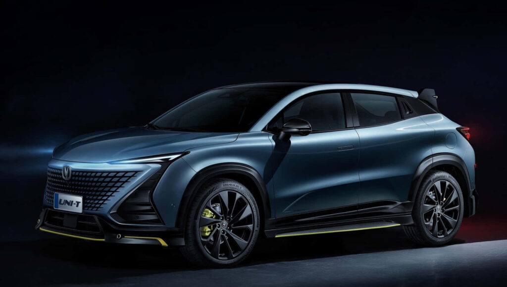 Changan UNI-T car in dark setting with sharp LED headlights and sleek metallic aerodynamic design Wallpaper