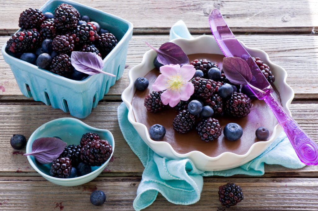Charming Blackberry & Blueberry Wallpaper with Rustic Accents