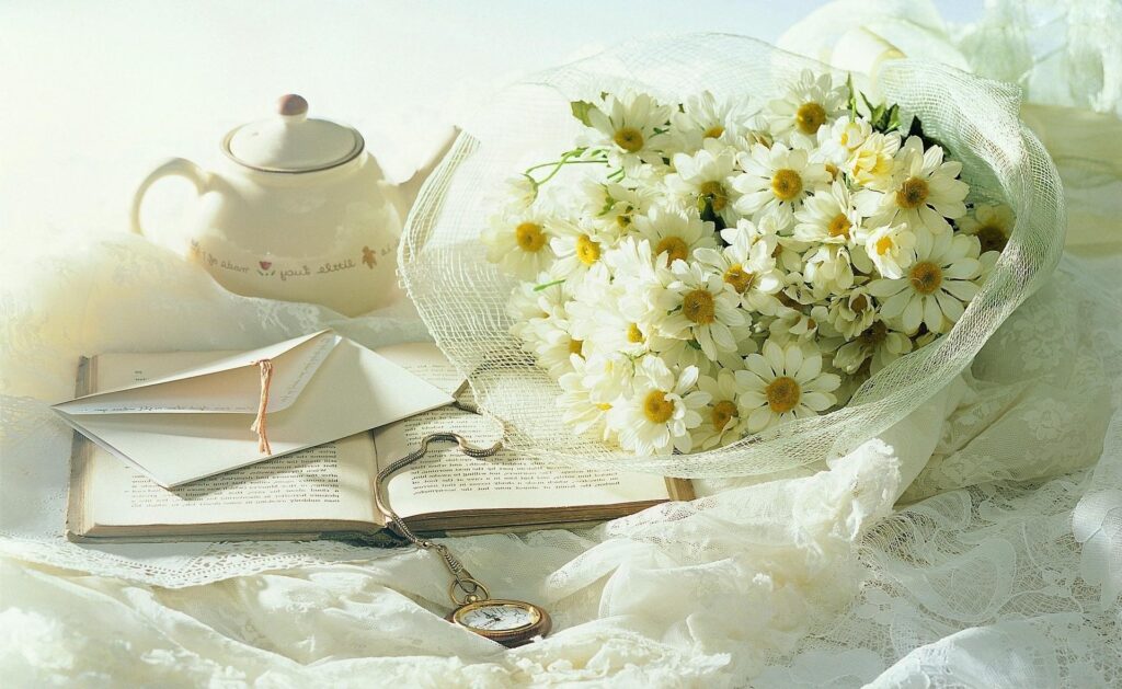 Serene Chamomile Bouquet Wallpaper with Vintage Clock & Envelope
