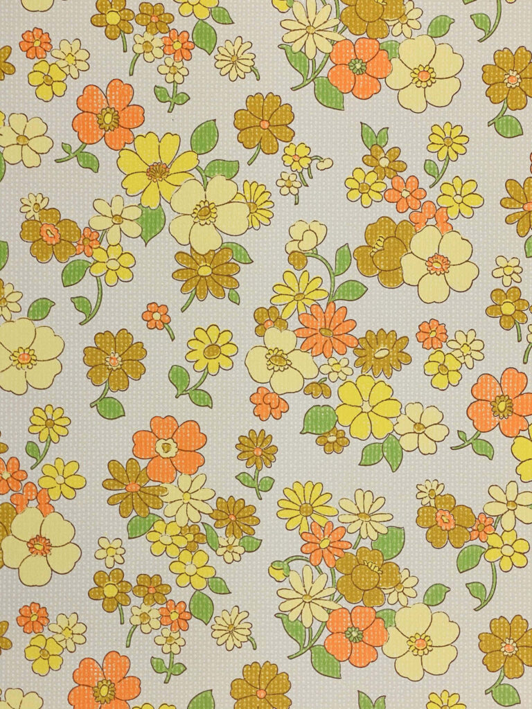 Charming Floral Wallpaper: Vintage Yellow & Orange Design on White