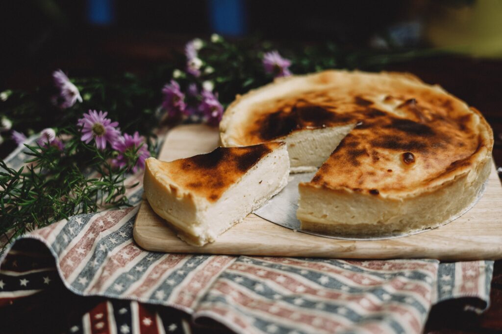 Charming Pie Wallpaper: Golden Crust & Creamy Filling Display