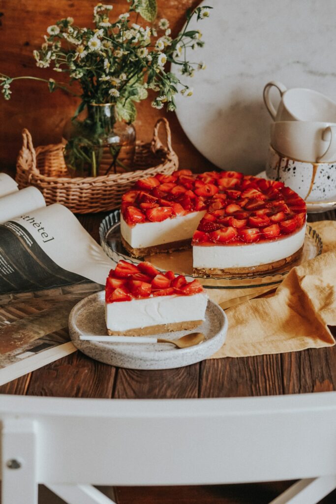Charming Dessert Wallpaper: Strawberry Cheesecake & Rustic Decor