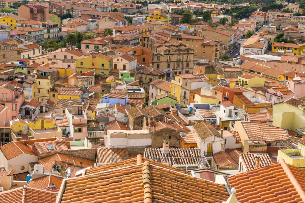 Charming Townscape Wallpaper: Colorful Houses & Vibrant Atmosphere