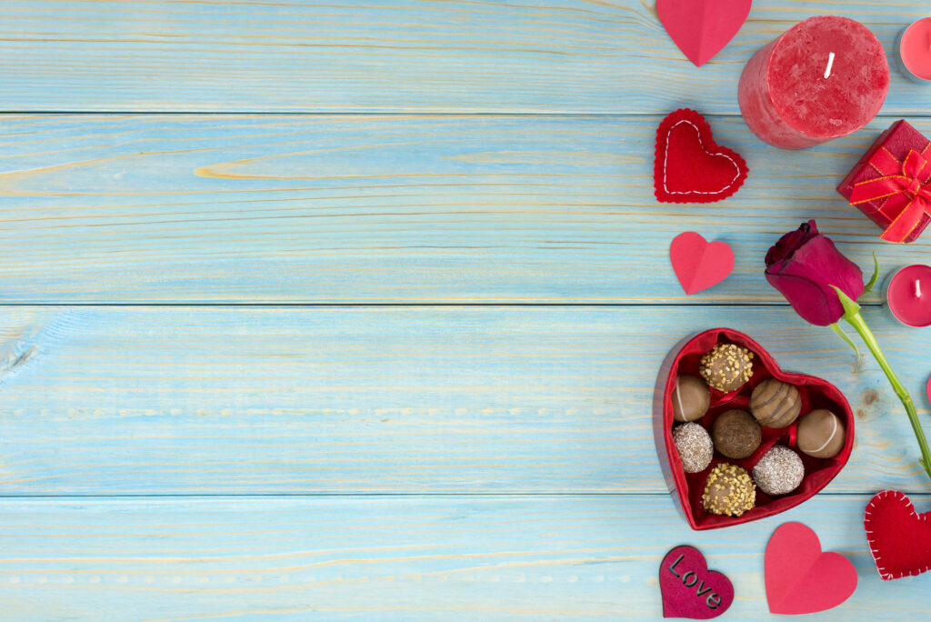 Charming Valentine's Day Wallpaper: Rustic Hearts & Romantic Decor