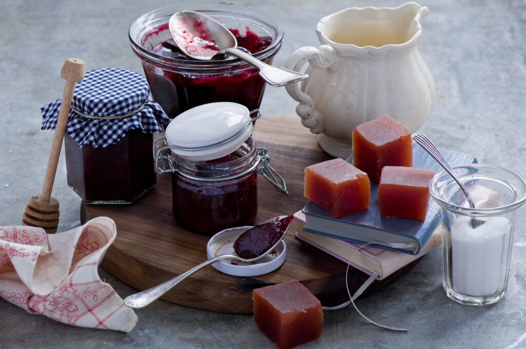 Charming Homemade Jam & Sweet Treats: Rustic Culinary Wallpaper