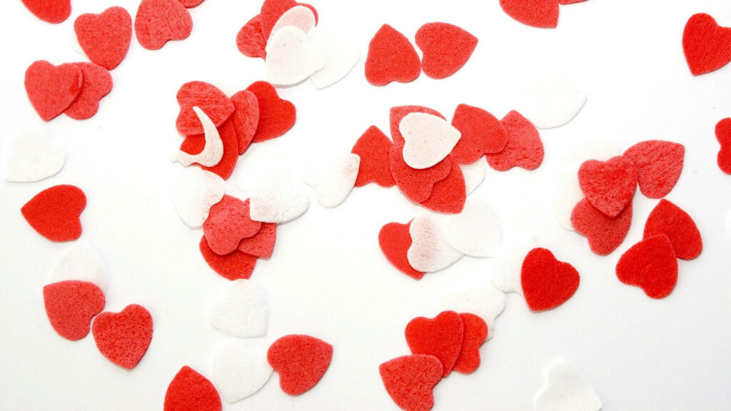 Festive Red & White Heart Wallpaper for a Cheerful Desktop Background