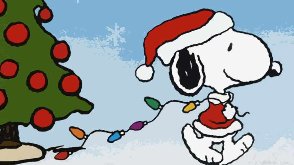 Festive Snoopy Wallpaper: Santa Hat & Colorful Christmas Lights