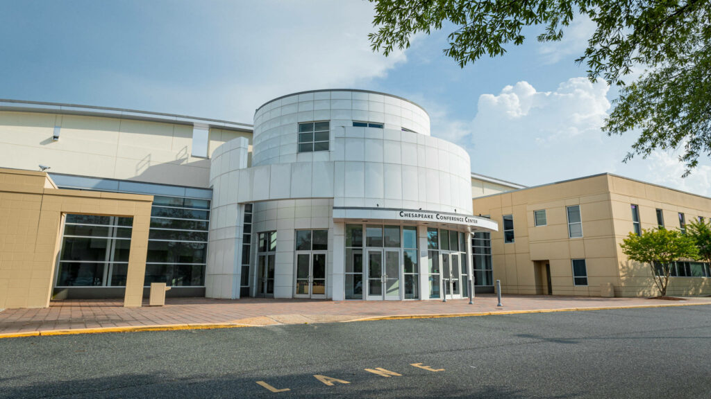 Chesapeake Conference Center: Modern Architecture & Welcoming Exterior Wallpaper