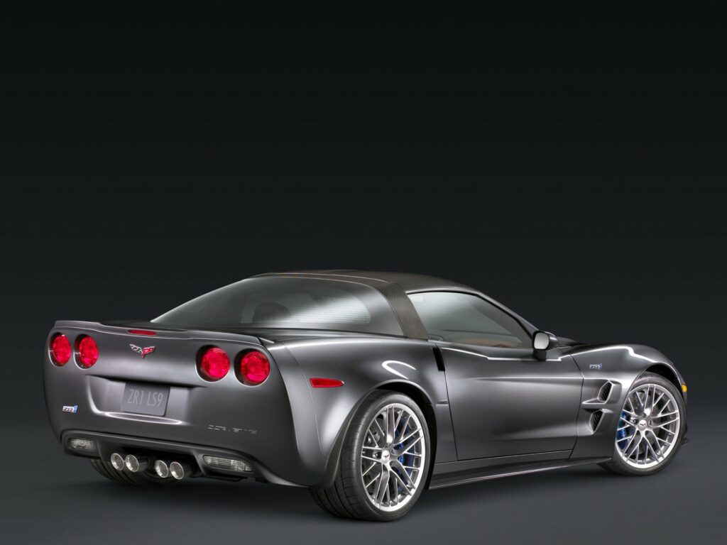 Chevrolet Corvette ZR1 Wallpaper: Dynamic Design on Dark Background
