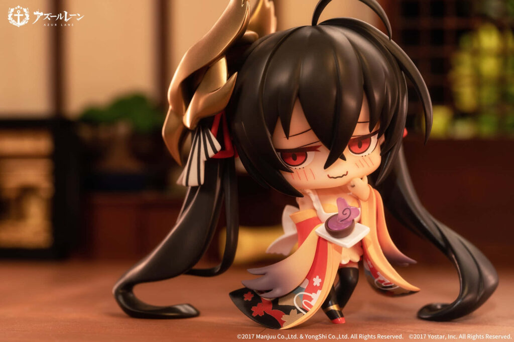 Chibi Commander Wallpaper: Adorable Anime Character in Cozy Ambiance
