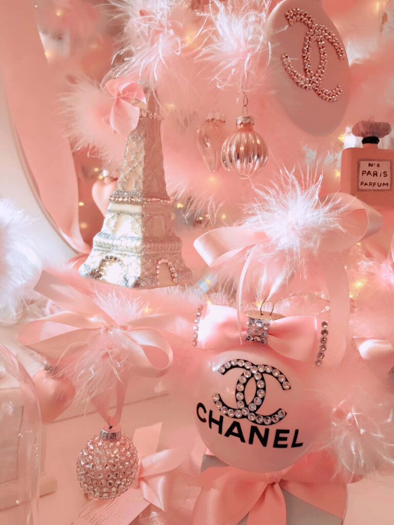 Chic Christmas Wallpaper: Luxurious Pink Tree & Chanel Decor