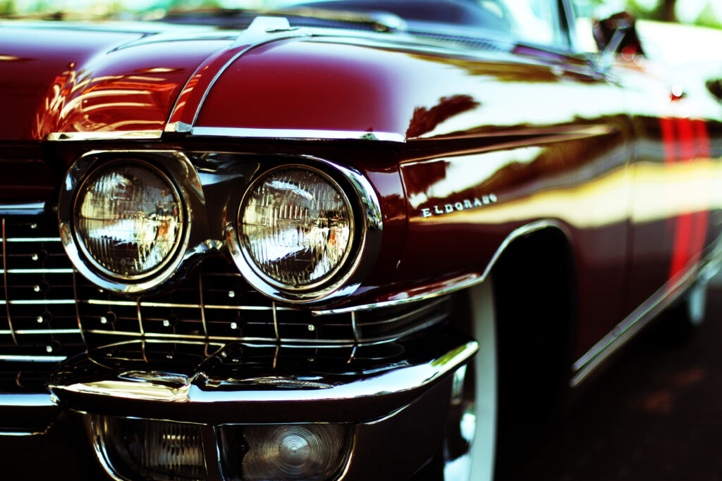 Classic Cadillac Eldorado Close-Up: Retro Elegance & Chrome Style Wallpaper