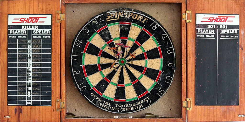 Classic Wooden Dartboard Cabinet with Bristle Board & Scoreboards Wallpaper