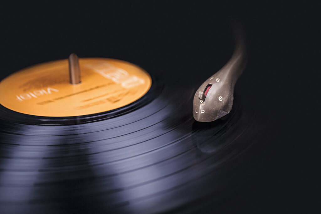 Vinyl Record Close-Up Wallpaper: Nostalgic Analog Vibes