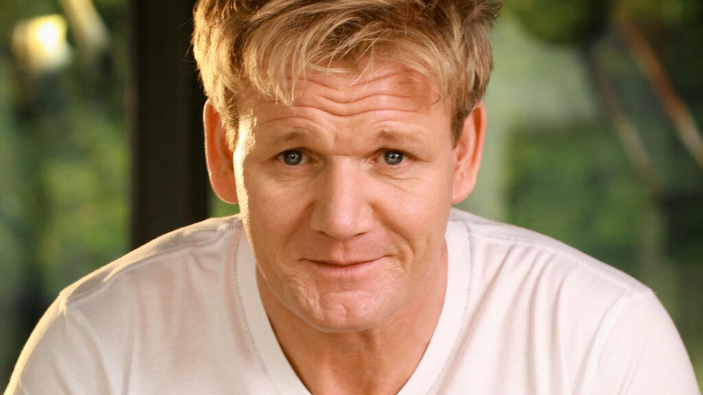 Close-Up Wallpaper of Gordon Ramsay in Casual Style - Chef Background