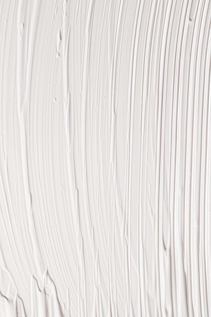 Textured White Wallpaper: Closeup of Smooth & Ridged Patterns