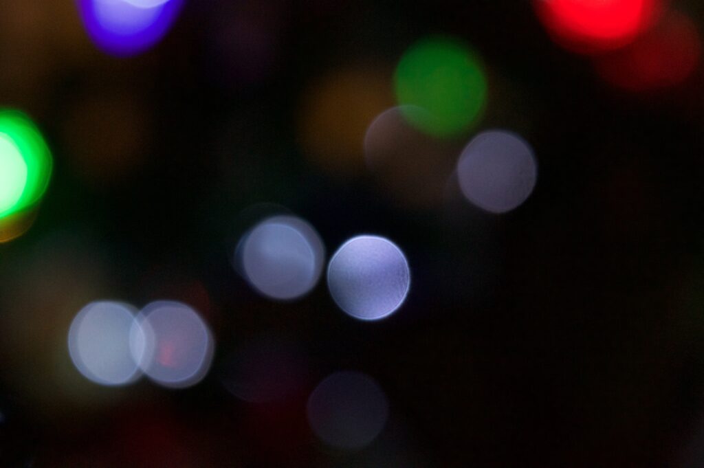 Vibrant Blurry Light Spots Wallpaper for a Dreamy Digital Background