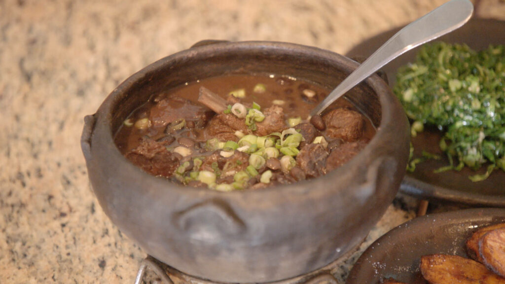 Flavorful Feijoada Wallpaper: Rustic Brazilian Bean Stew Delight