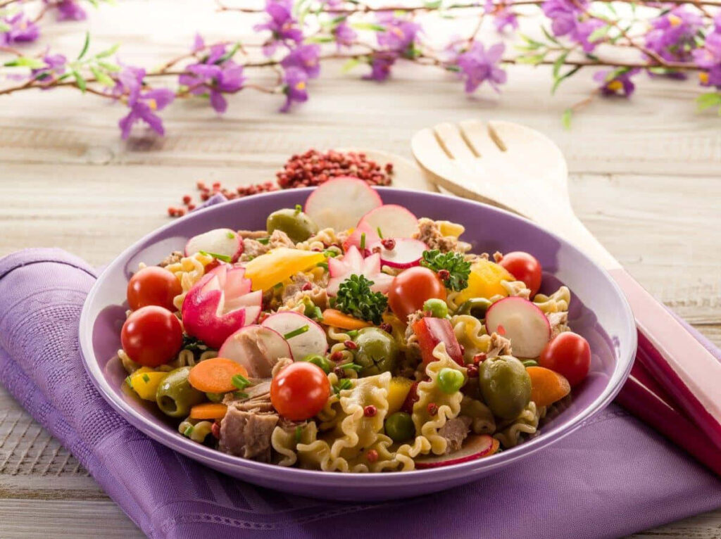 Colorful Healthy Noodle Bowl with Fresh Veggies - Wallpaper Background