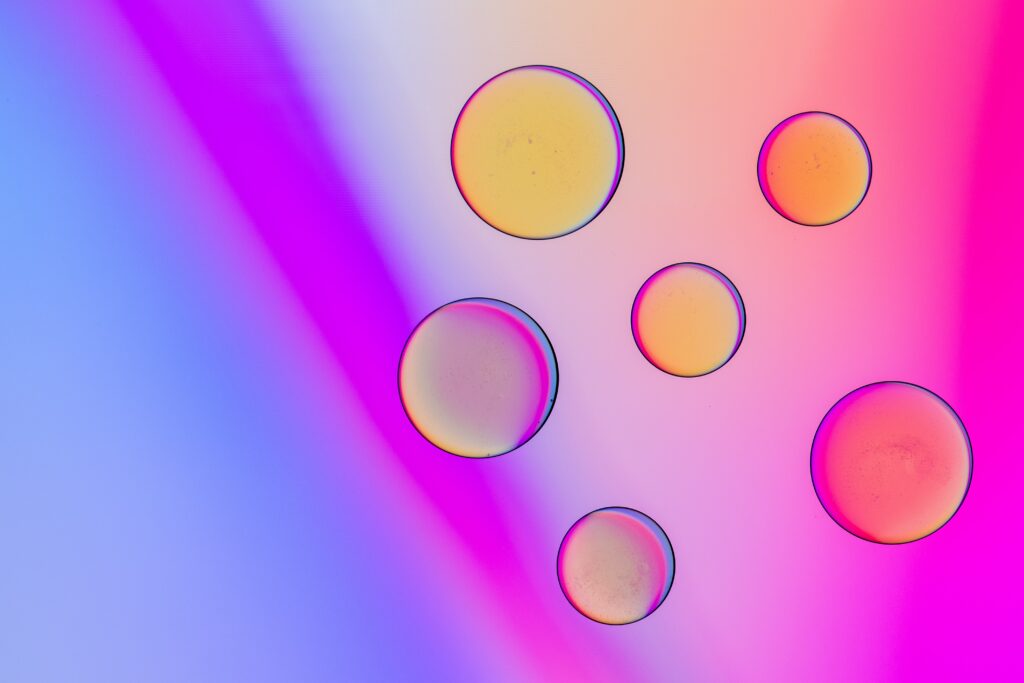 Vibrant Bubble Wallpaper: Macro View with Soft Glare Effects