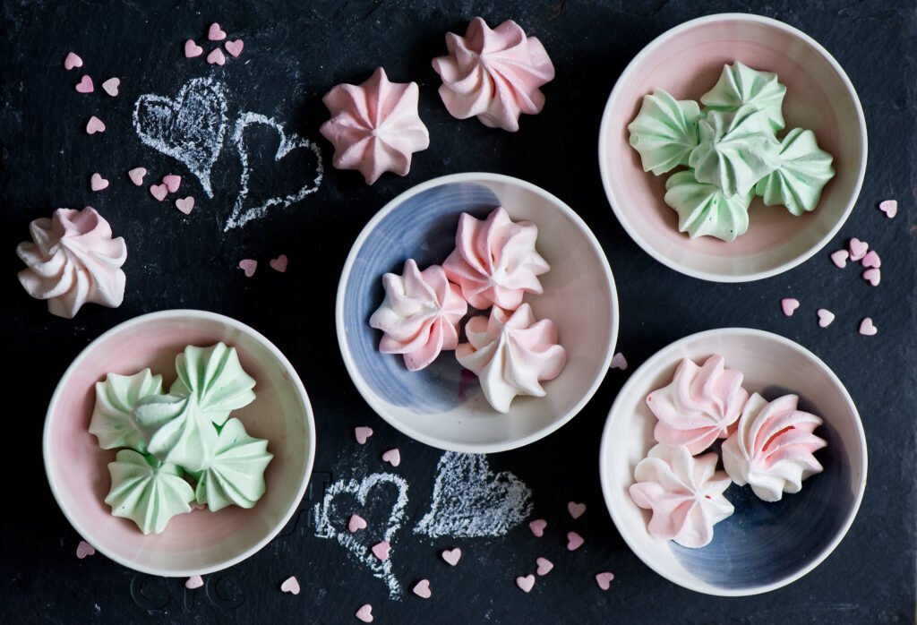 Colorful Meringue Wallpaper: Sweet Dessert Theme for Elegance
